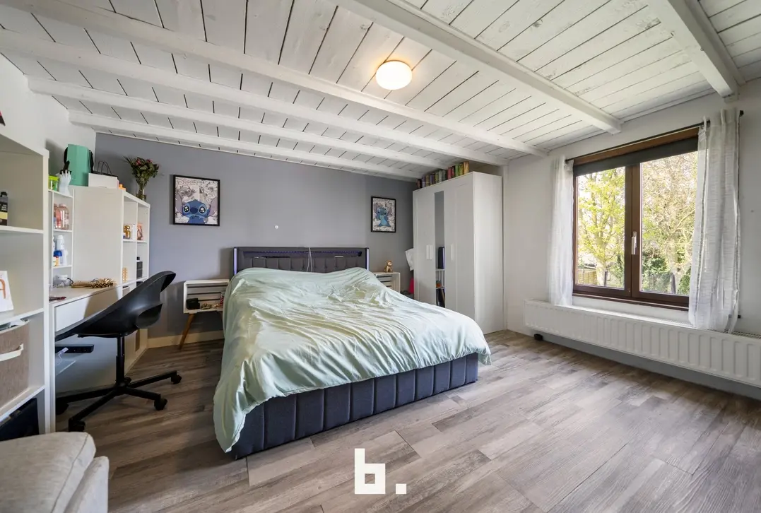 Ruime woning met groote tuin en garage te Hertsberge - Oostkamp