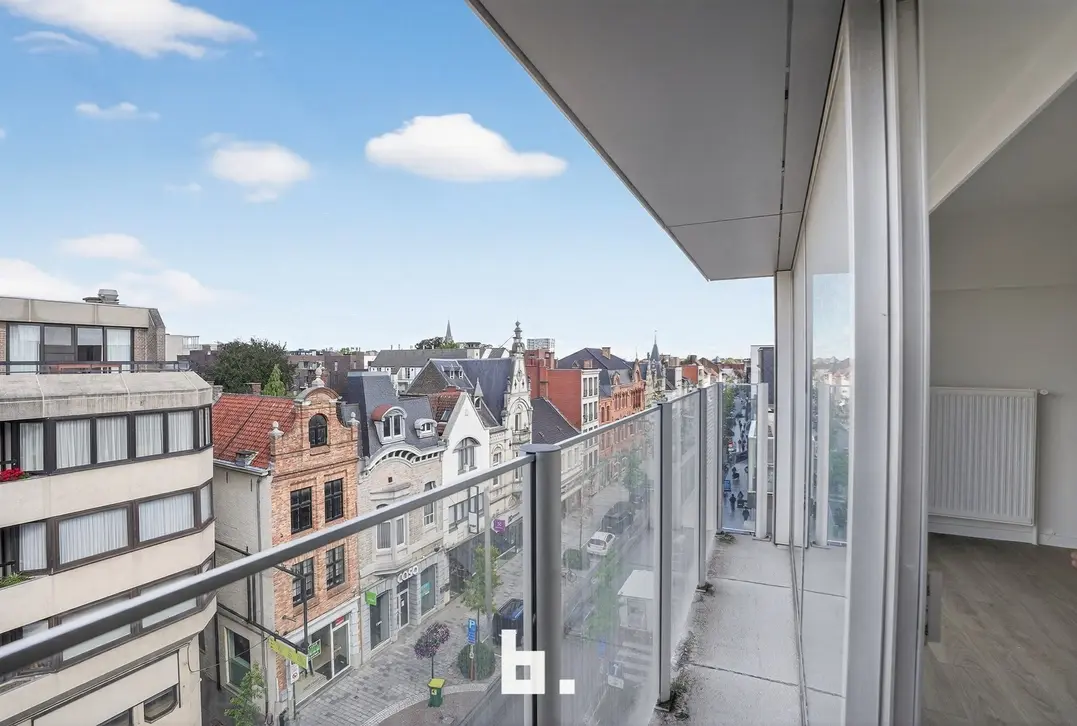Lichtrijk en centraal wonen in hartje Roeselare - Roeselare
