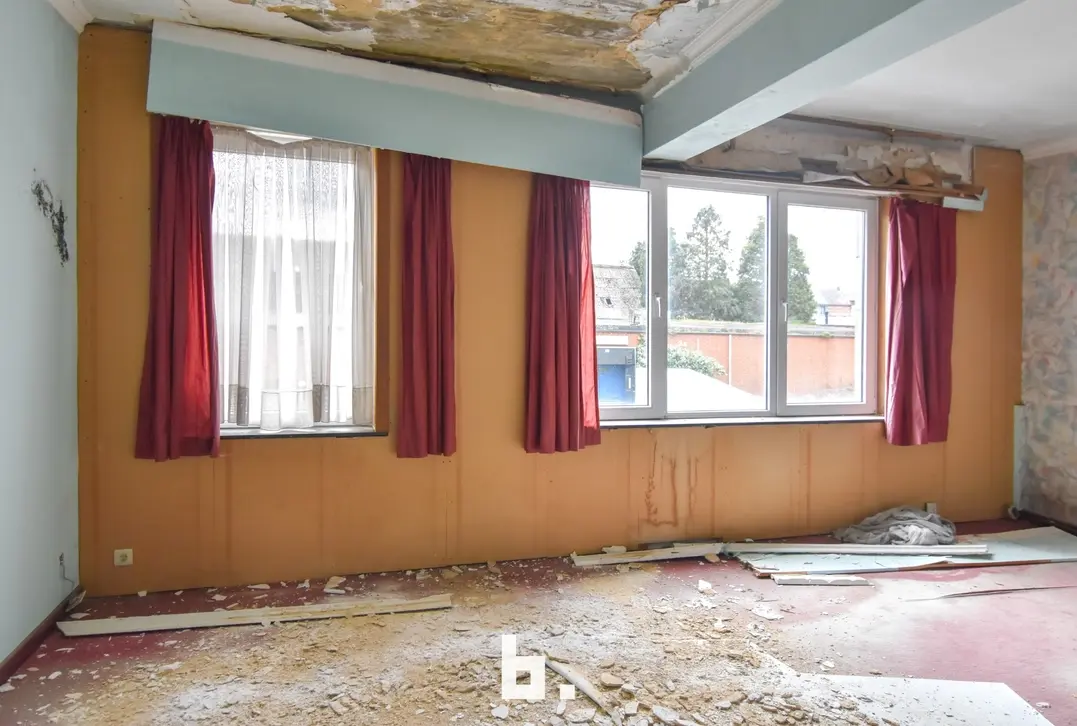 Totaalrenovatie: gebouw met tal van mogelijkheden  - Aalst