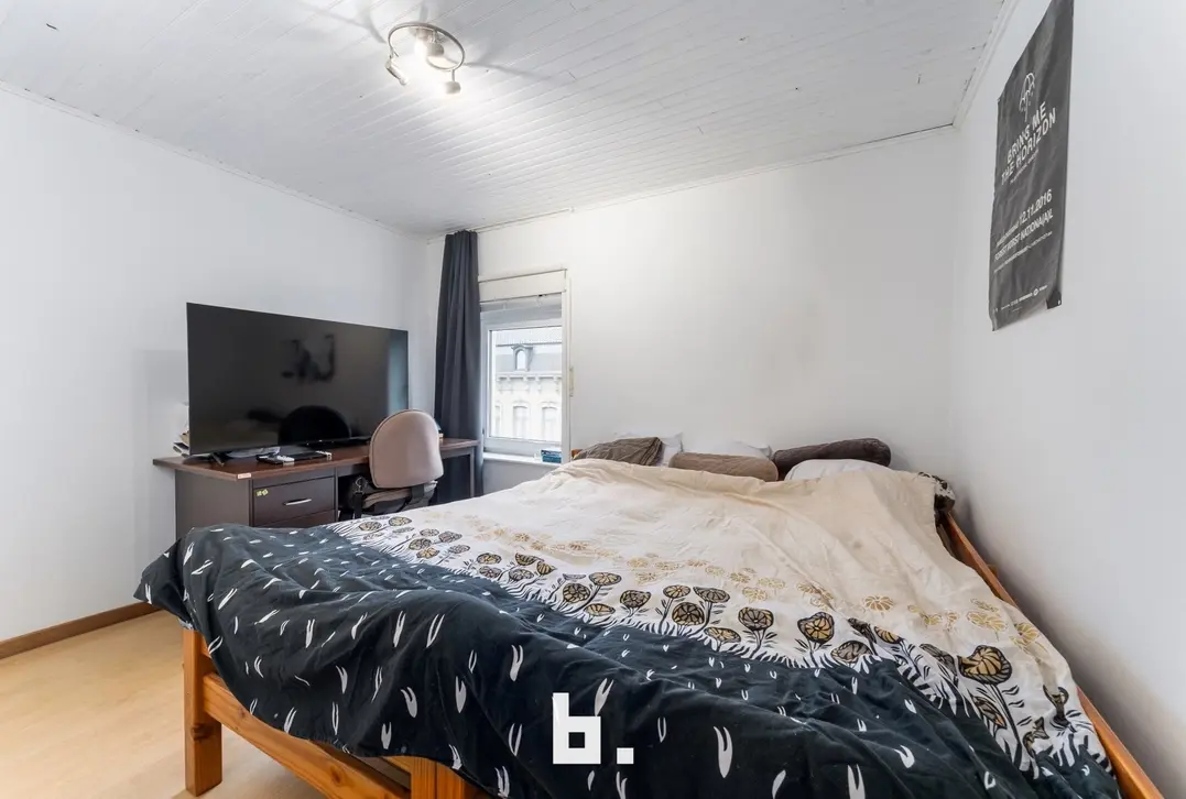Unieke, polyvalente woning met handelsruimte, dubbele garage en atelier! - Kortrijk