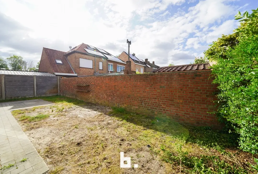Lichtrijke, instapklare woning met garage op toplocatie - Sint-Michiels