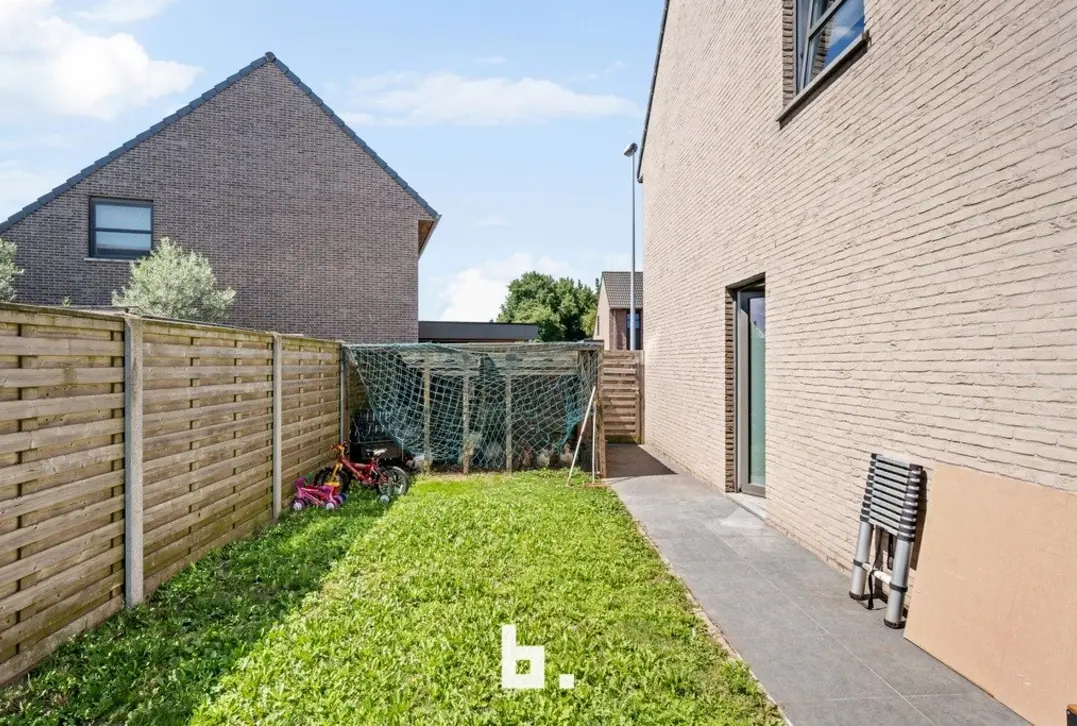 Instapklare en energiezuinige gezinswoning met 3 slaapkamers in een rustige woonomgeving te Roeselare - Roeselare