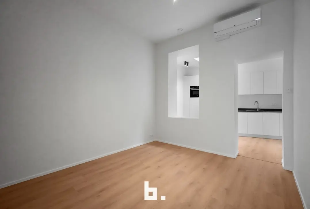 Volledig vernieuwde woning pal in het centrum - Kortrijk
