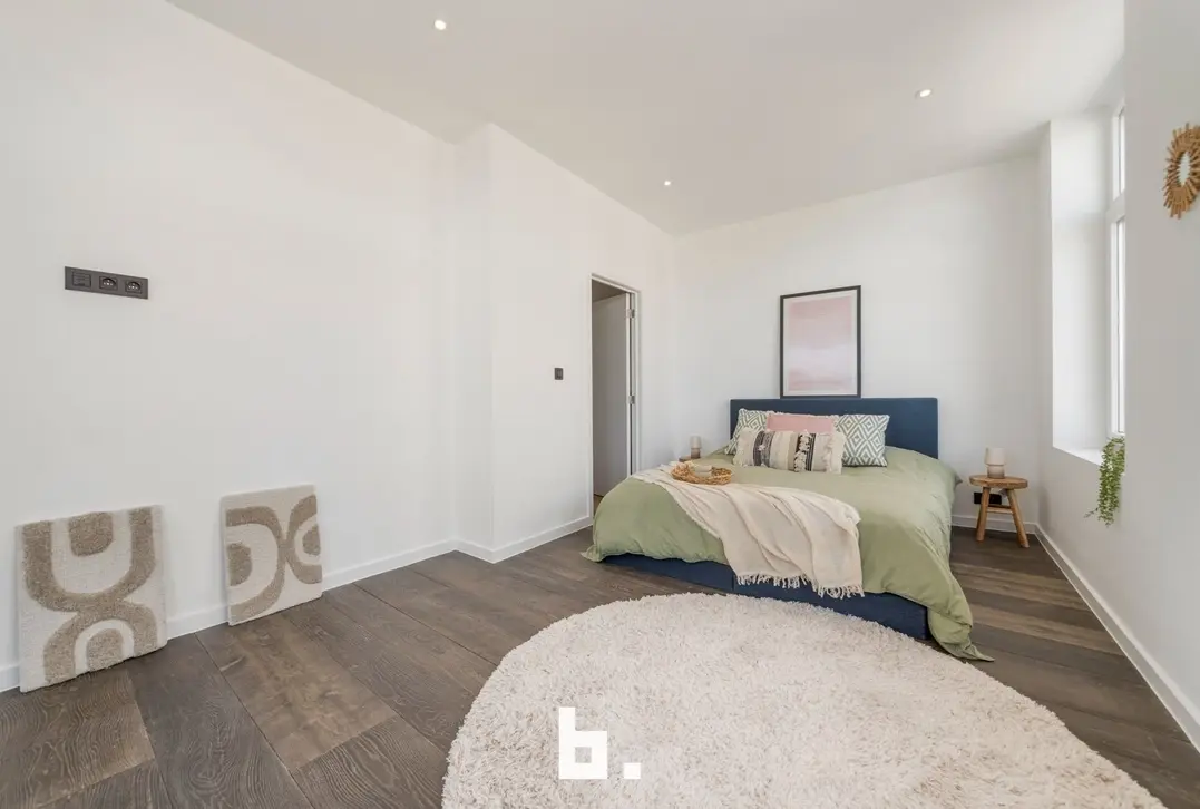 Volledig gerenoveerde woning (gezinswoning/kangoeroe/co-housing) - Sint-Andries