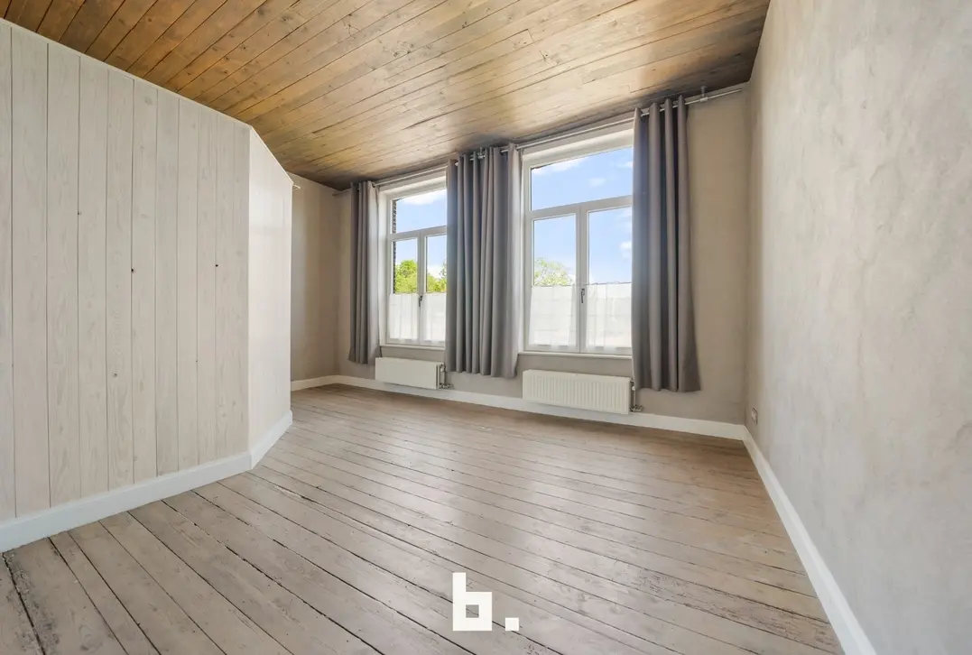 Prachtige, ruime instapklare woning gelegen aan de Brugse stadsrand. - Brugge