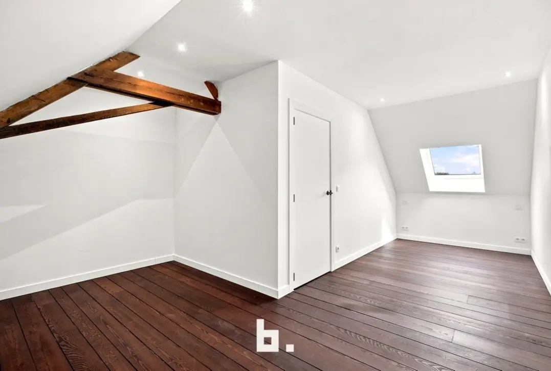 Instapklare halfopen bebouwing met 3 slaapkamers, prachtige tuin én uitweg in Sint-Eloois-Winkel! - Ledegem