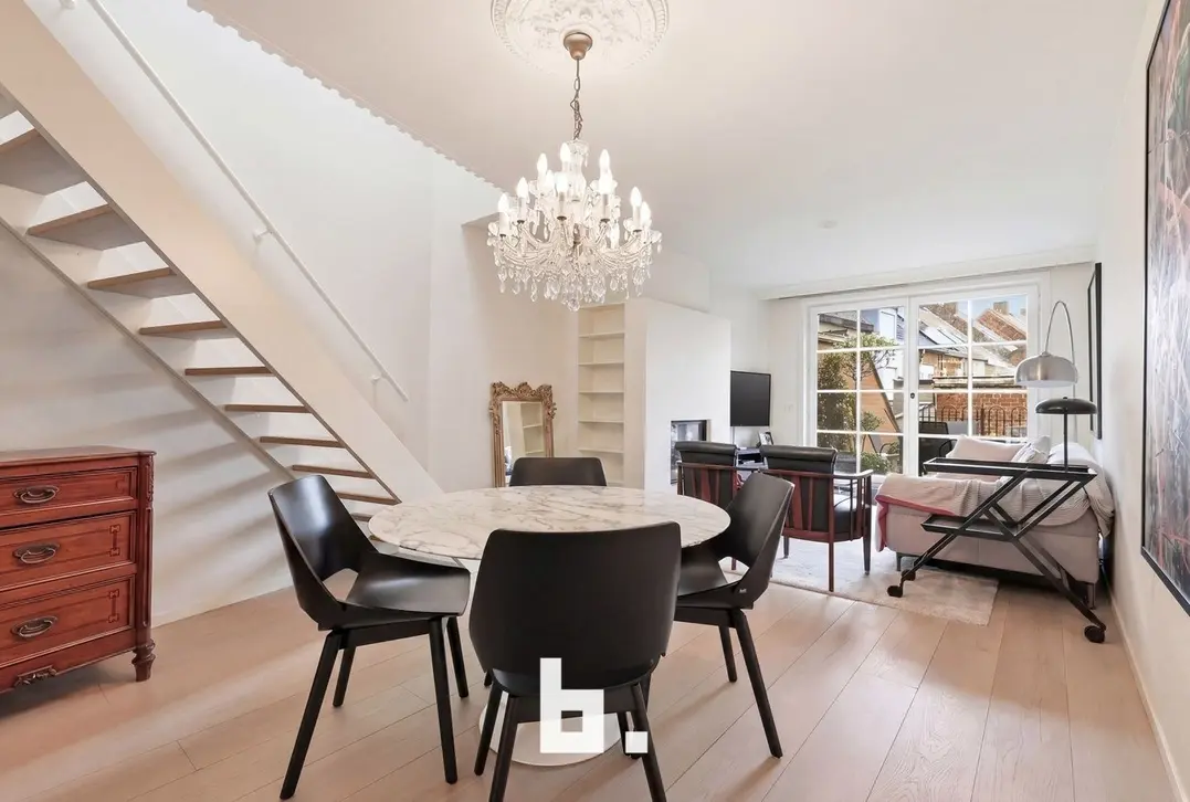 Commercieel handelspand met instapklare woonst op topligging in Roeselare - Roeselare