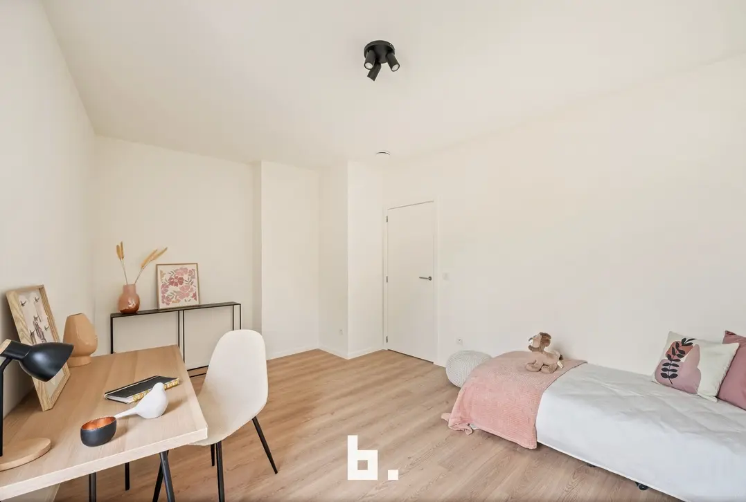 Volksplein 18B, 8500 Kortrijk - €444.852,64 - Instapklare nieuwbouwwoning met 5 slaapkamers, tuin, dakterras en garagebox in hartje Kortrijk!