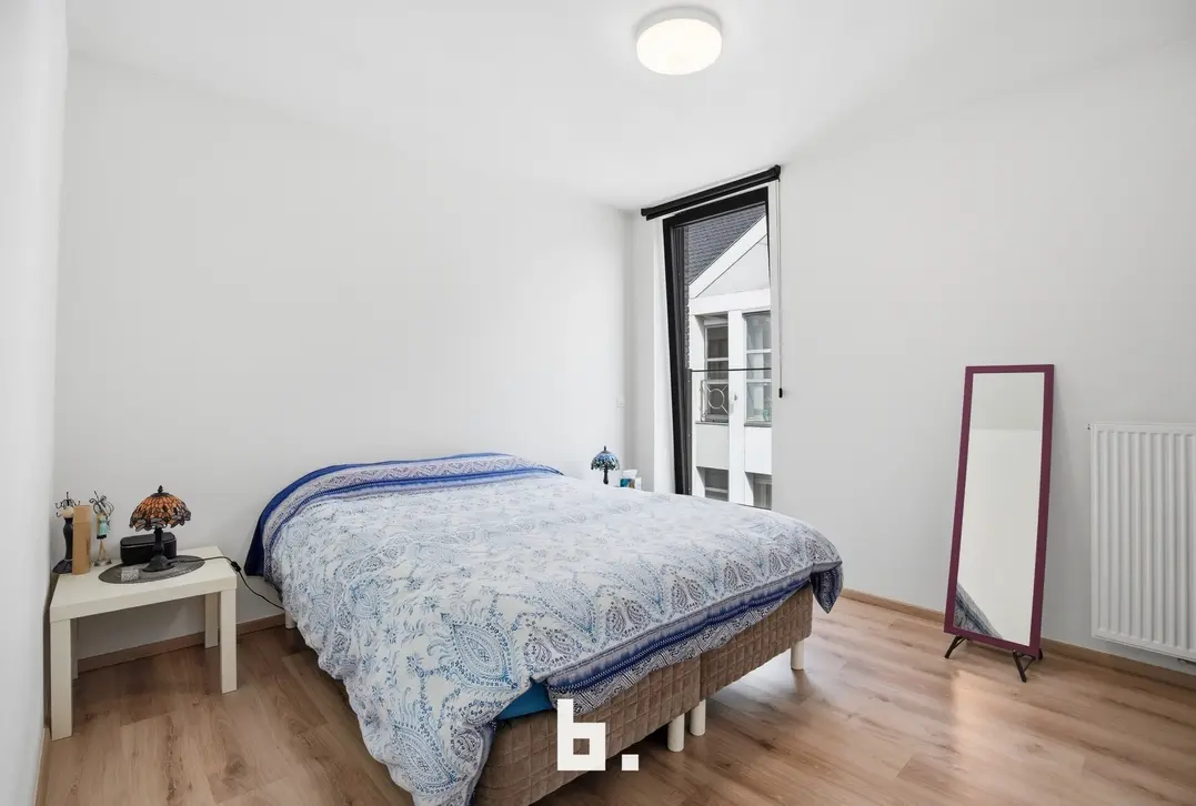 Uniek 3-slaapkamerappartement (133m²) met zonnig terras (15m²) op bijzonder centrale ligging - Kortrijk - €450.000