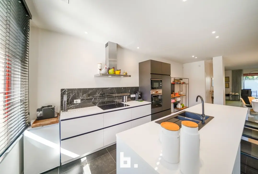Moderne en ruime woning in hartje Brugge - Brugge