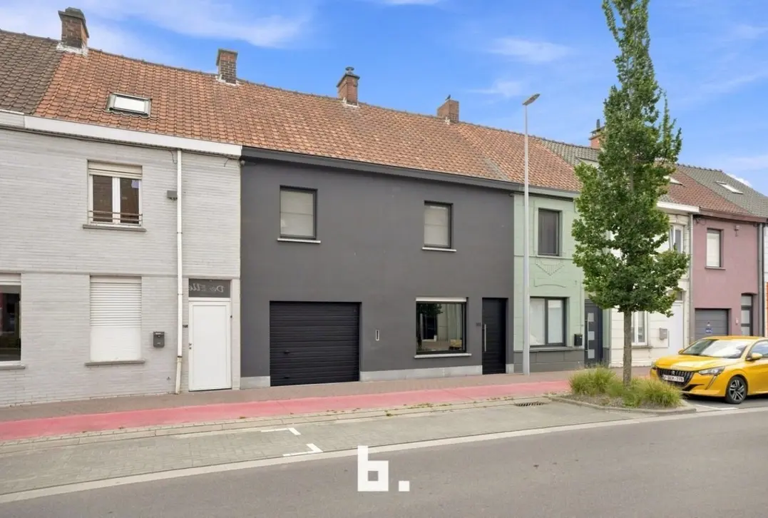 Instapklare woning met 5 slaapkamers in Roeselare!  - Roeselare