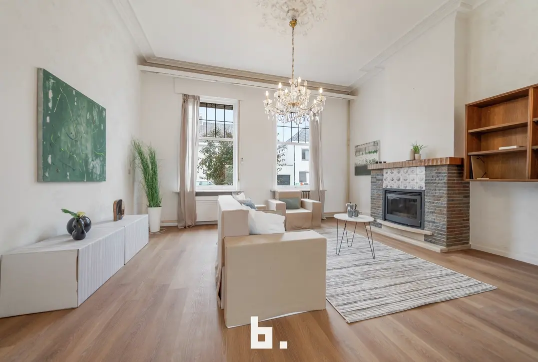 Energiezuinige gezinswoning met 3 slaapkamers en zonnige tuin te Brugge. - Brugge