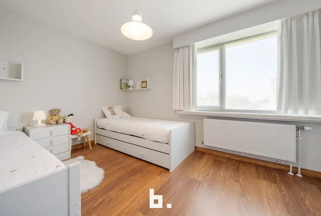 Uitzonderlijk ruime villa met praktijkruimte - Varsenare