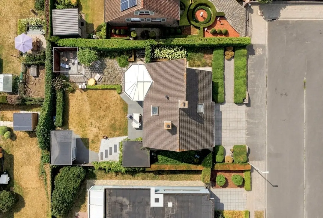 Instapklare open bebouwing met 3 slaapkamers, gezellige tuin en kindvriendelijke ligging - Roeselare