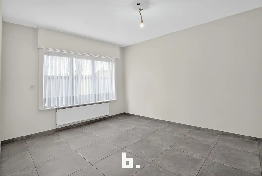 Instapklaar appartement met twee slaapkamers te Roeselare - Roeselare