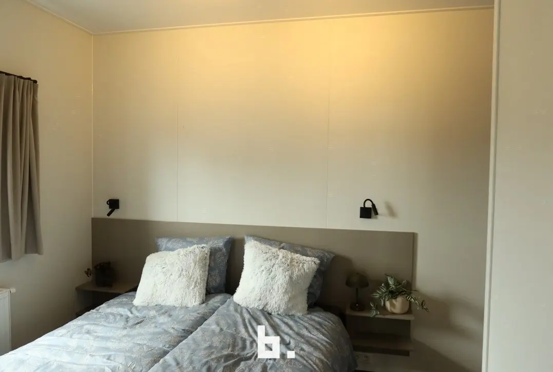 Nieuwe  chalets op topligging vlak tegen de zee te Wenduine  - De Haan