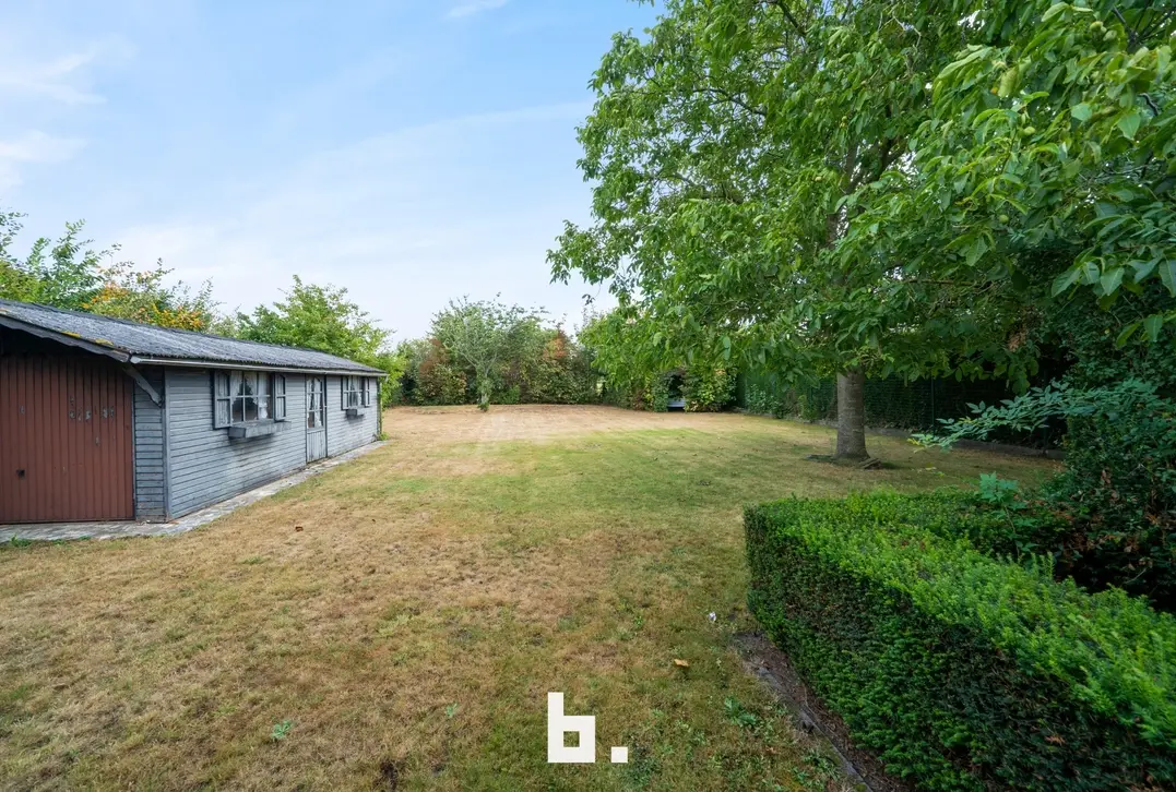 Te renoveren bungalow op schitterende ligging - Loppem