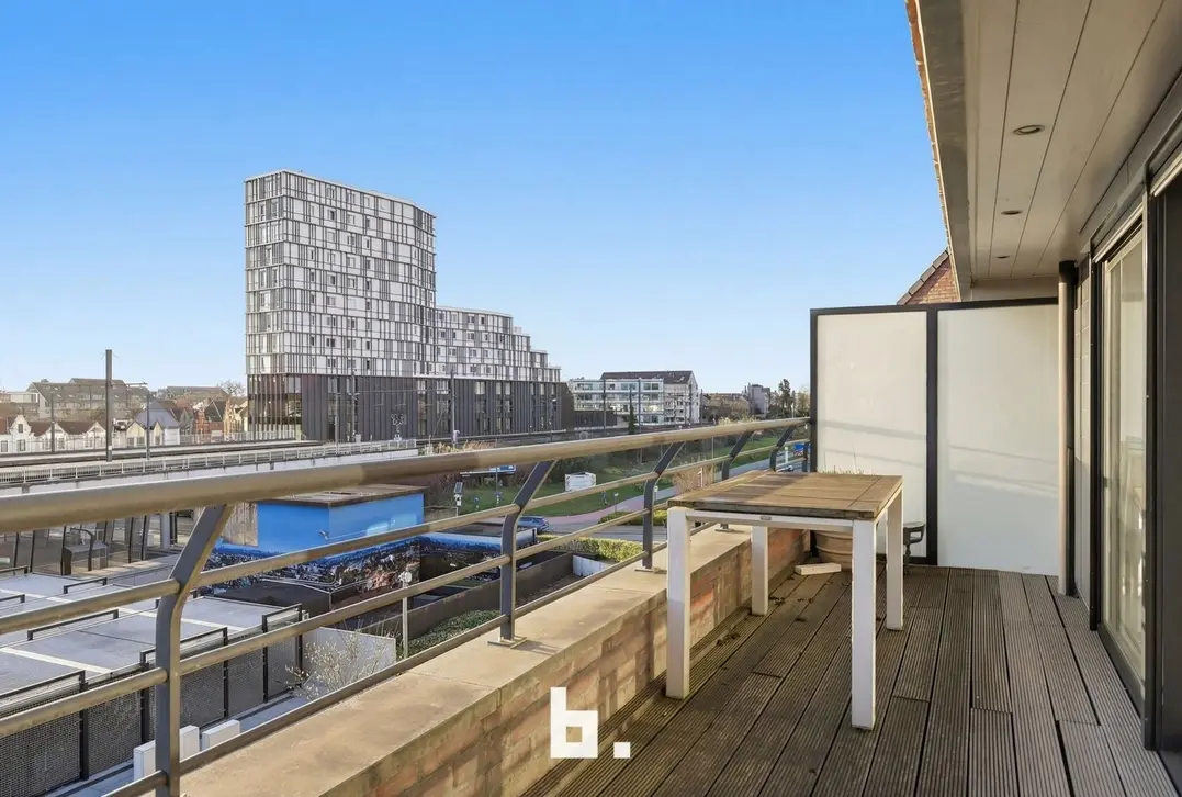 Stijlvol appartement met garage en panoramisch zicht - Roeselare