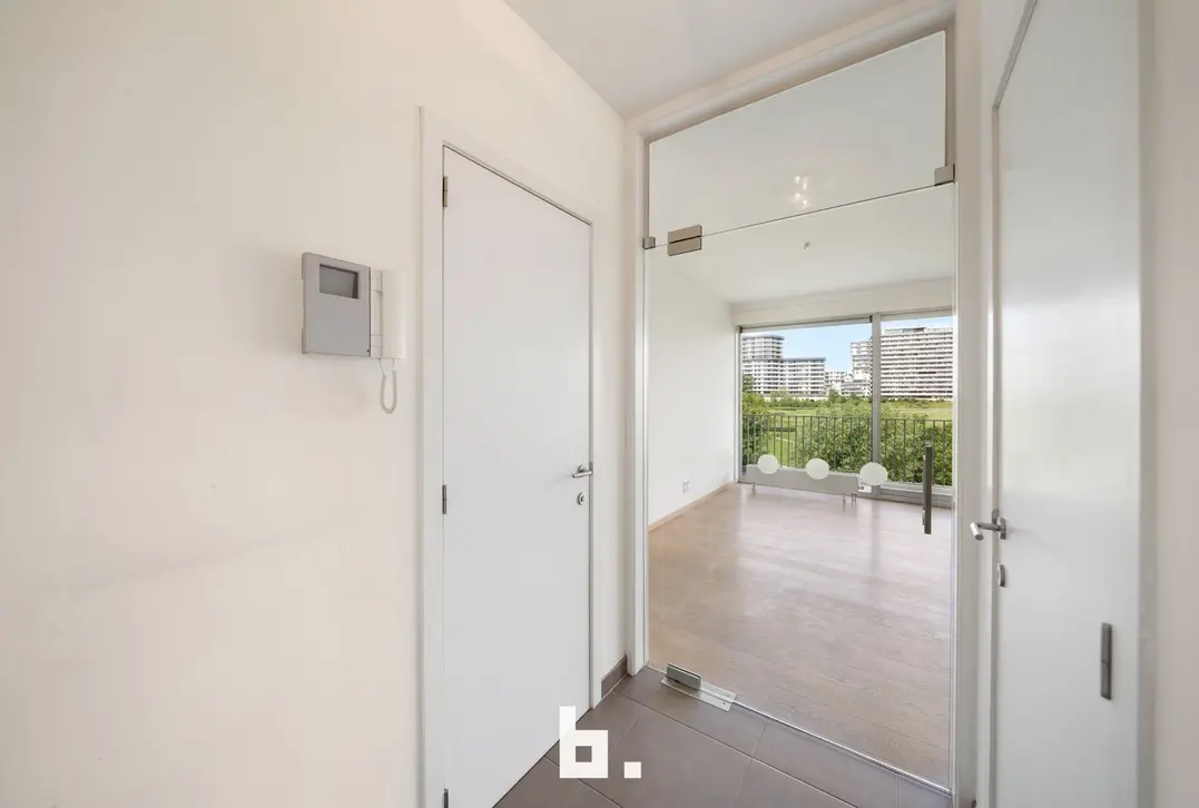 Exclusief appartement met frontaal golfzicht in Oostende - Oostende