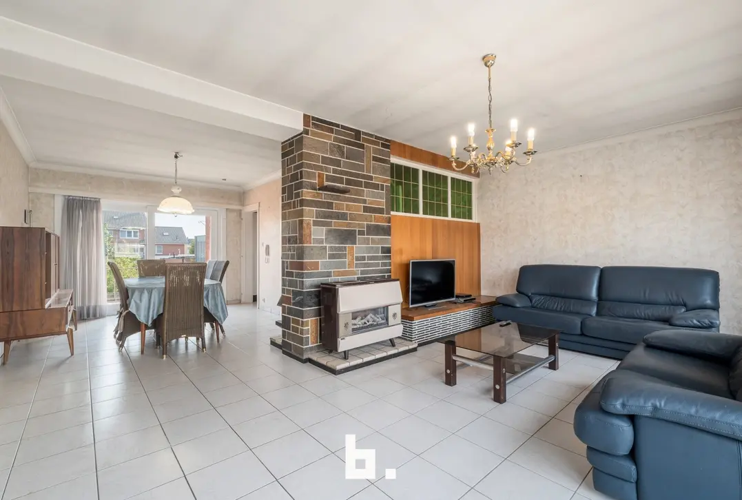 Ruime woning in Kortrijk te koop - Kortrijk