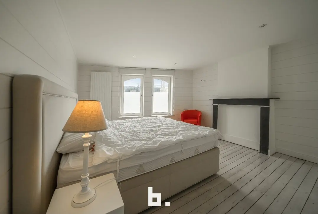 Uniek art deco herenhuis met 5 slaapkamers, 4 badkamers en 2 terrassen - Oostende
