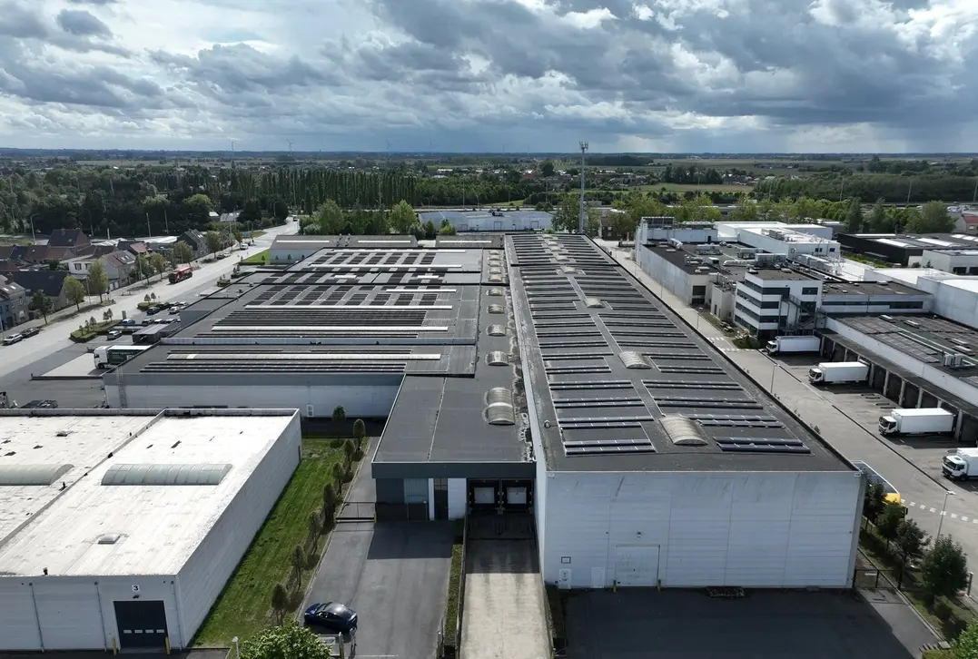 Logistiek magazijn te huur aan de A10 - Oostende