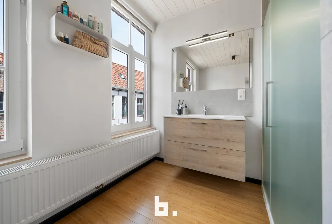 stadswoning met eigentijdse stijl 3 volwaardige slaapkamers  - Brugge
