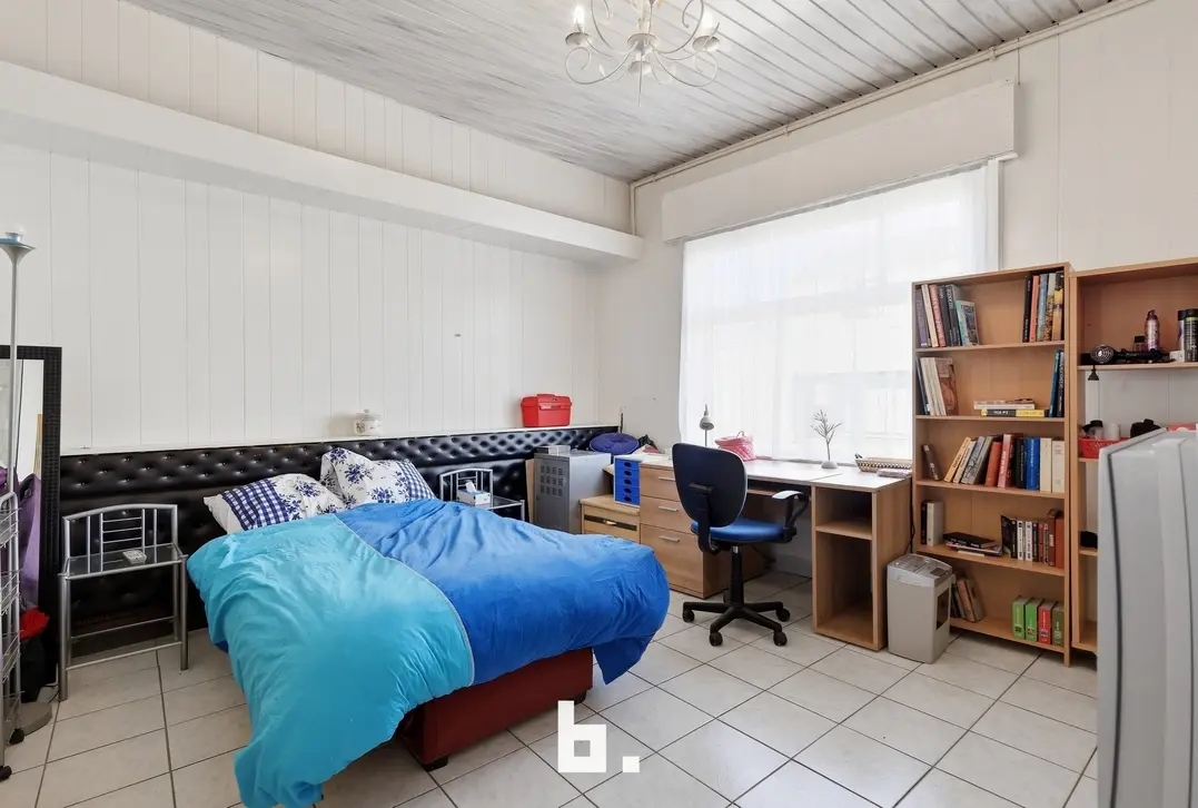 Ruime woning met veel potentieel op centrale ligging in Dadizele - Moorslede