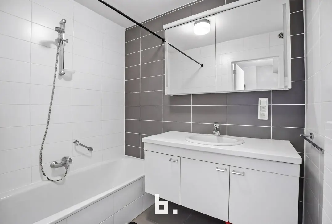 Instapklaar appartement met 2 slaapkamers in hartje Lichtervelde - Lichtervelde