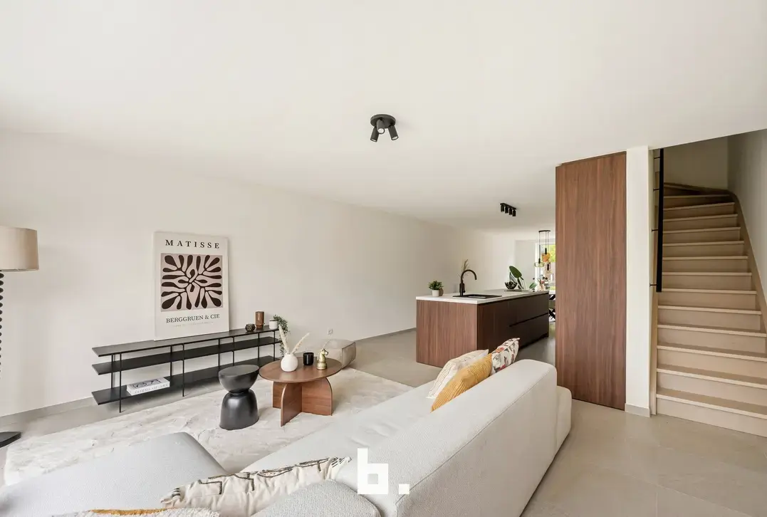 Volksplein 18B, 8500 Kortrijk - €444.852,64 - Instapklare nieuwbouwwoning met 5 slaapkamers, tuin, dakterras en garagebox in hartje Kortrijk!