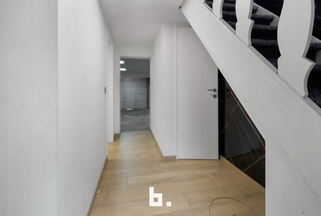 Gerenoveerde gezinswoning / kangoeroewoning met 5 kamers in Kuurne - Kuurne