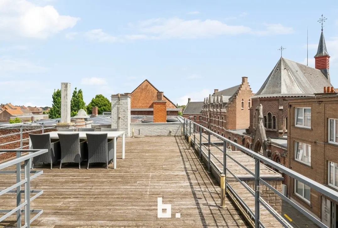 Handelshuis of investeringspand op fantastische ligging te Menen! - Menen - €315.000