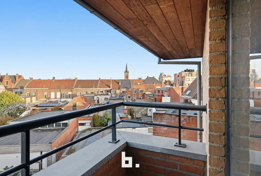 Stijlvol appartement met garage en panoramisch zicht - Roeselare