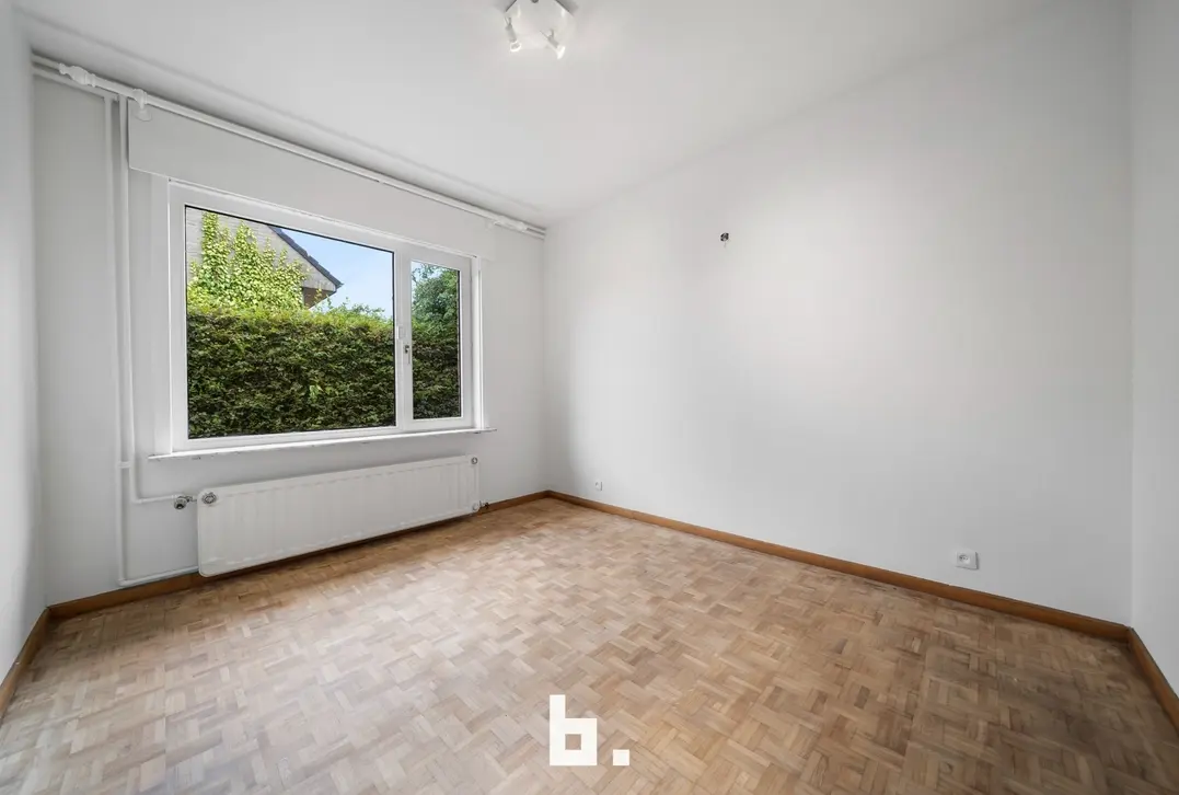 Te renoveren bungalow op schitterende ligging - Loppem