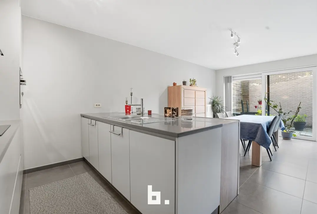 Recente woning in centrum menen! - Menen - €240.000