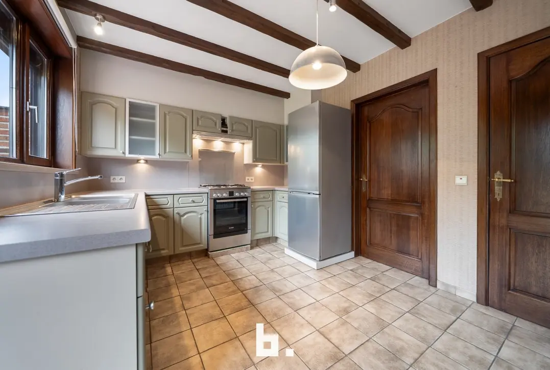 Halfopen bebouwing met 3 slaapkamers en garage op Topligging! - Sint-Andries