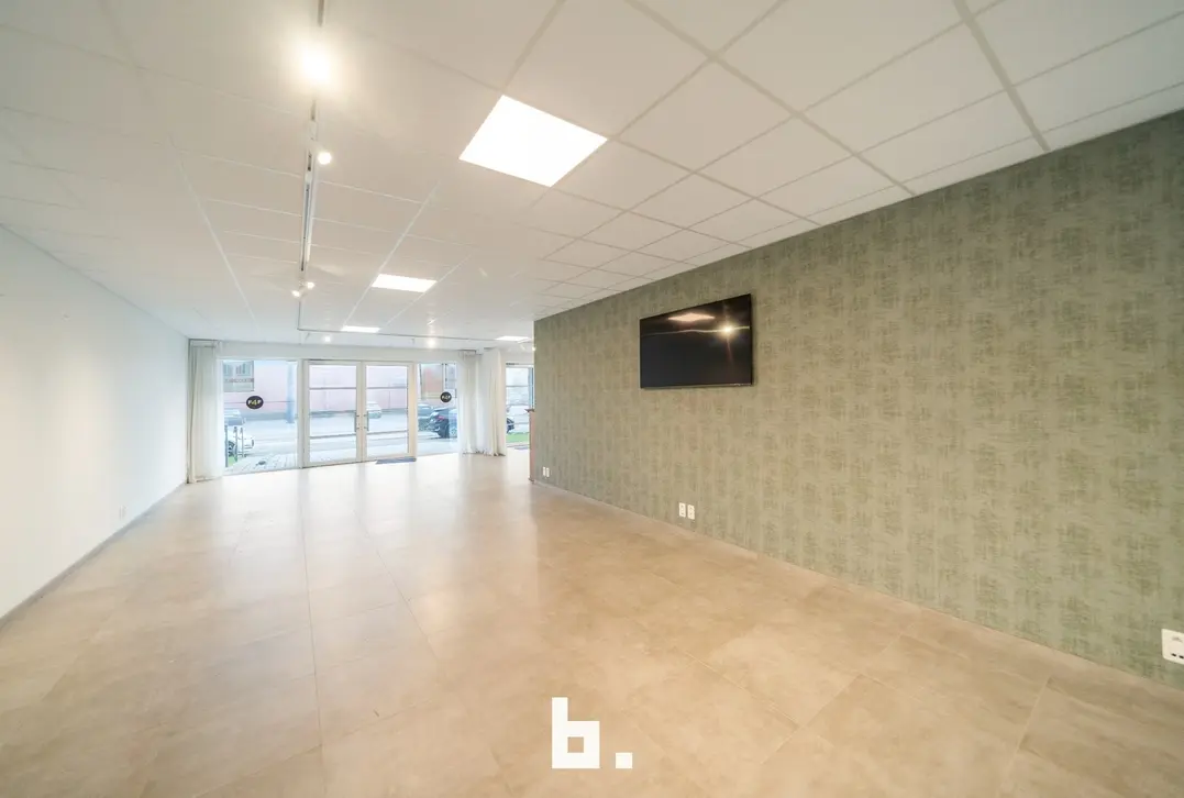 Handelspand van 220m² - Jabbeke