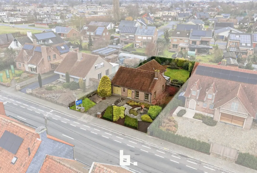 Ruime en instapklare bungalow met 3 slaapkamers op een perceel van 844 m²! - Roeselare