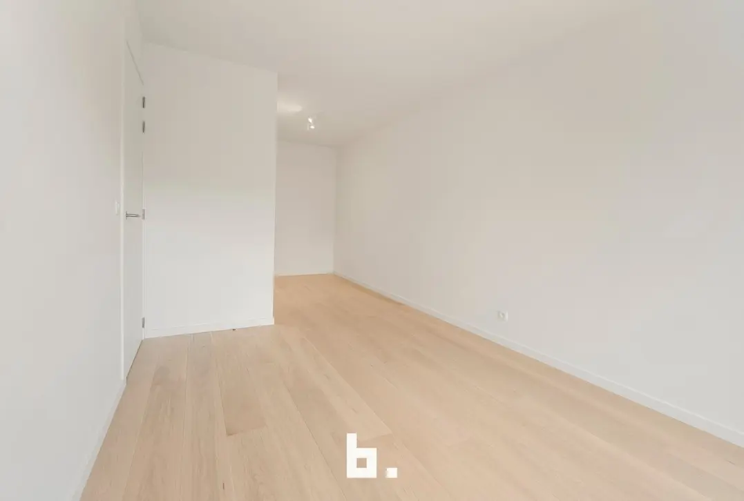 Exclusief nieuwbouwappartement met 3 slpks en 2 badkamers in Residentie Sint-Amandus-Zwevegem-€529.830