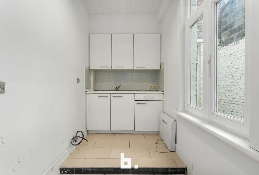 Betaalbare gezinswoning met 4 slaapkamers, vernieuwd dak en gunstig EPC C! - Wervik