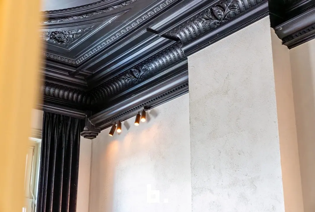 Exclusief neoclassicistisch herenhuis in hartje Roeselare - Roeselare