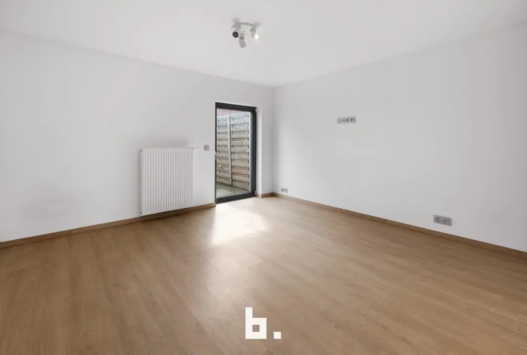 Gerenoveerde gezinswoning / kangoeroewoning met 5 kamers in Kuurne - Kuurne