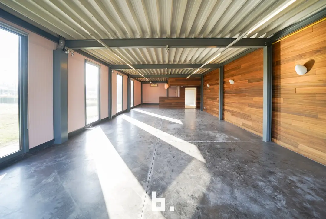 Handelspand te huur op toplocatie in Roeselare - Roeselare