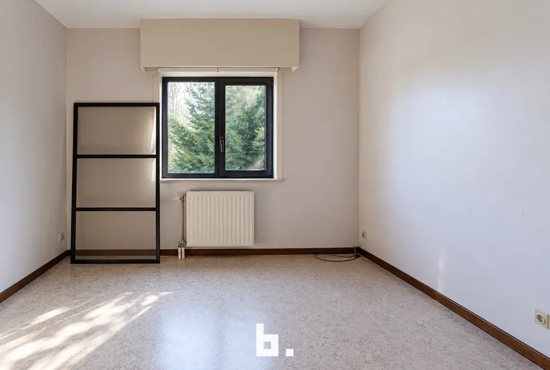 Ruim appartement met 2 slaapkamers en garagebox - Sint-Andries