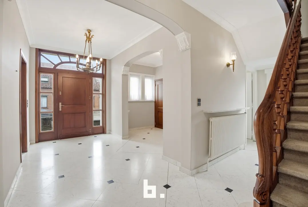 Villa met loods te huur in Waregem - Waregem