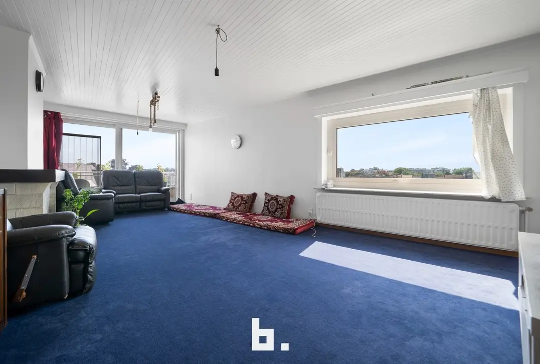 Appartement met 2 slaapkamers en autostaanplaats inbegrepen - Sint-Andries