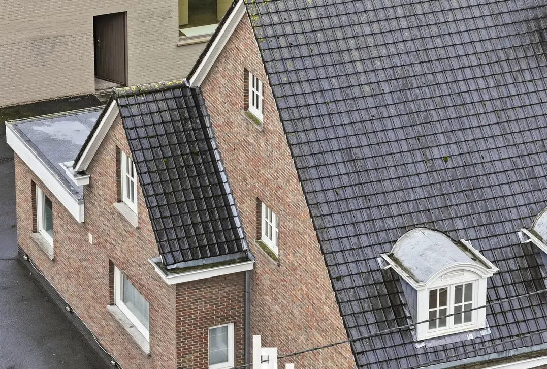 Villa met Loods in Sint-Eloois-Vijve - Waregem