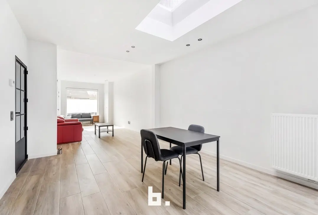 Instapklare, energiezuinige woning te koop in Roeselare – Topligging en uitstekende investering! - Roeselare