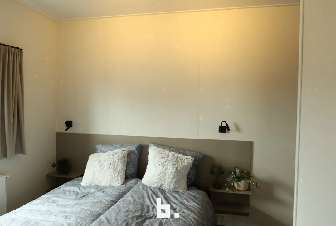 Nieuwe  chalets op topligging vlak tegen de zee te Wenduine  - De Haan