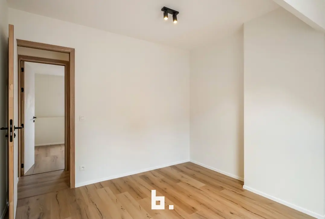 Volledig vernieuwde woning pal in het centrum - Kortrijk